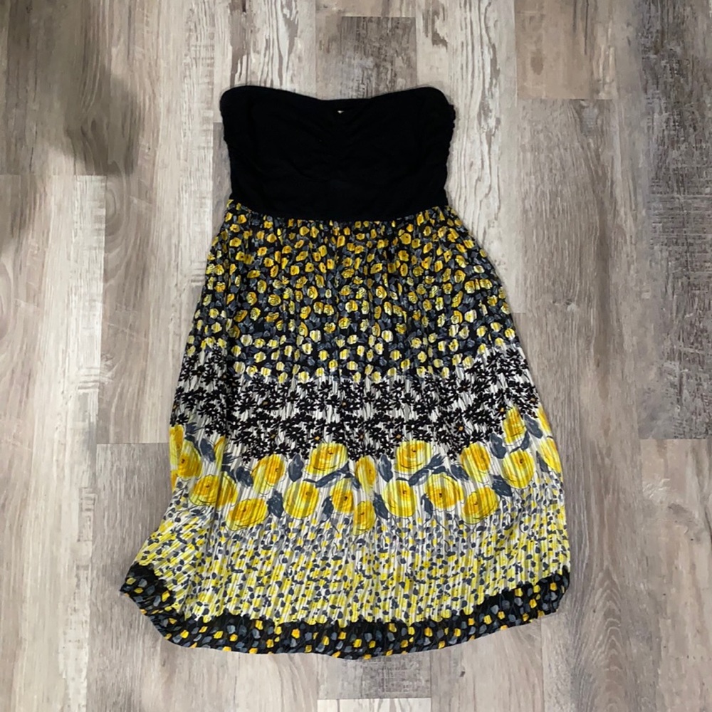Dress from Francesca’s Collections. Size M.